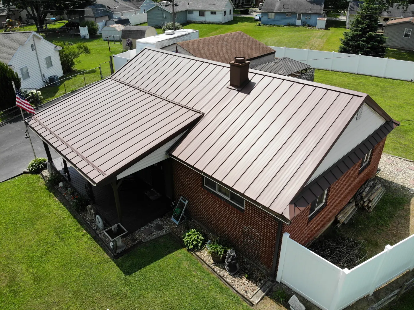 Manufacturer-certified roof installation in Brookston